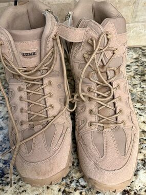 Women's Combat Boots in Tan